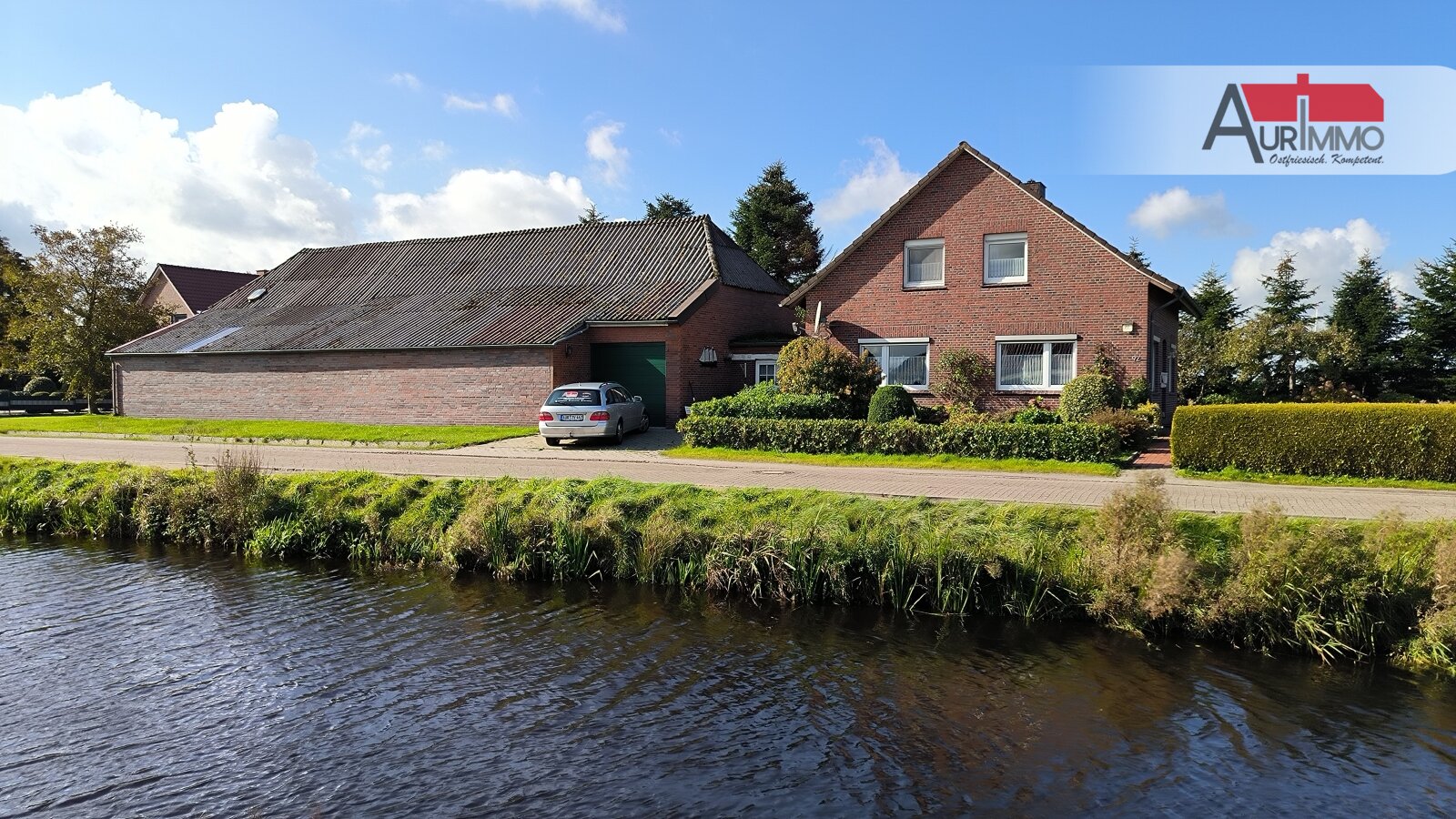Ehemalige Hofstelle mit Wohnhaus, Scheune u. Bauplatz Ehemalige Hofstelle mit Wohnhaus, Scheune u. Bauplatz